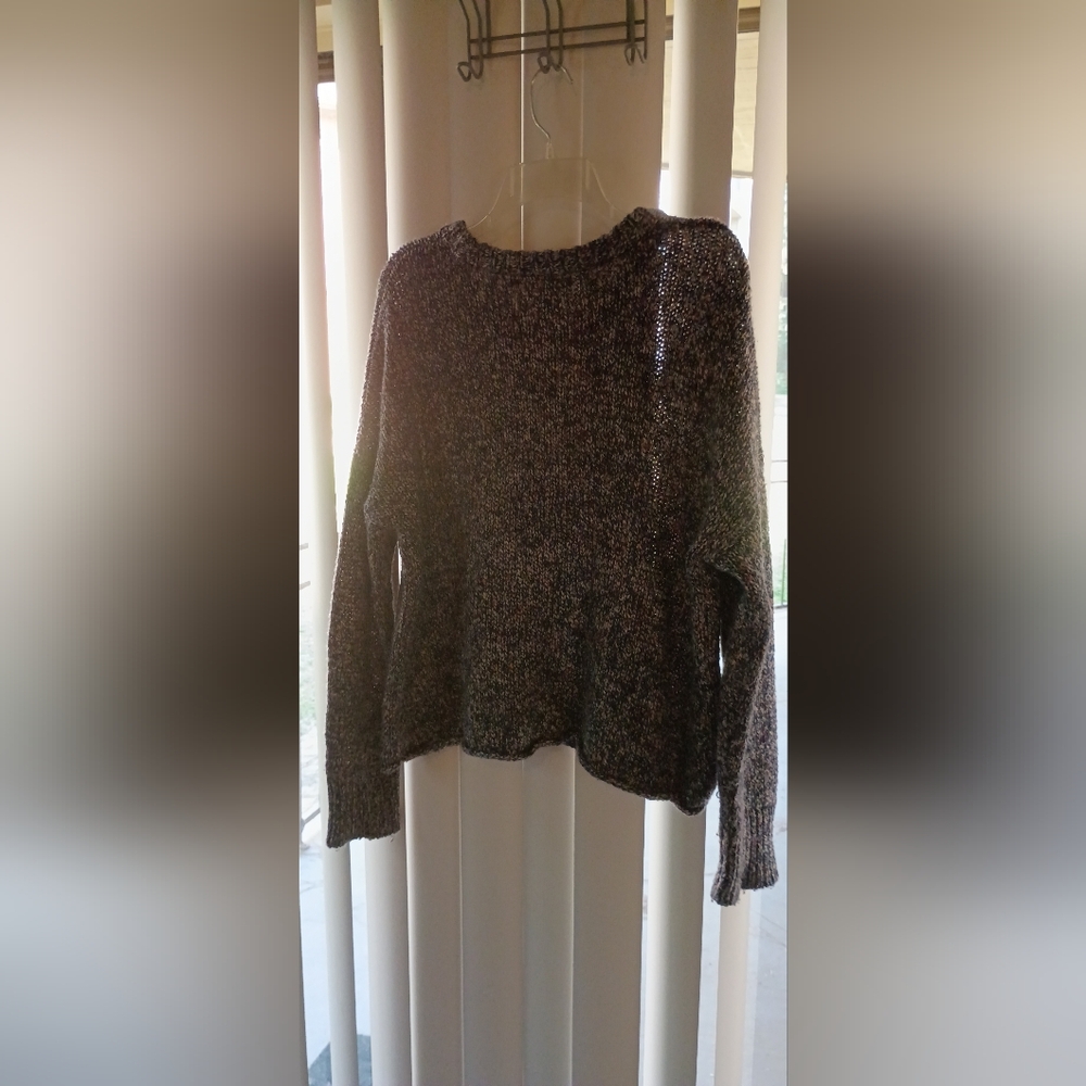 Super Soft Long Sleeve Knit Universal Thread Sweater Woman's Pullover EUC Large - Picture 5 of 12